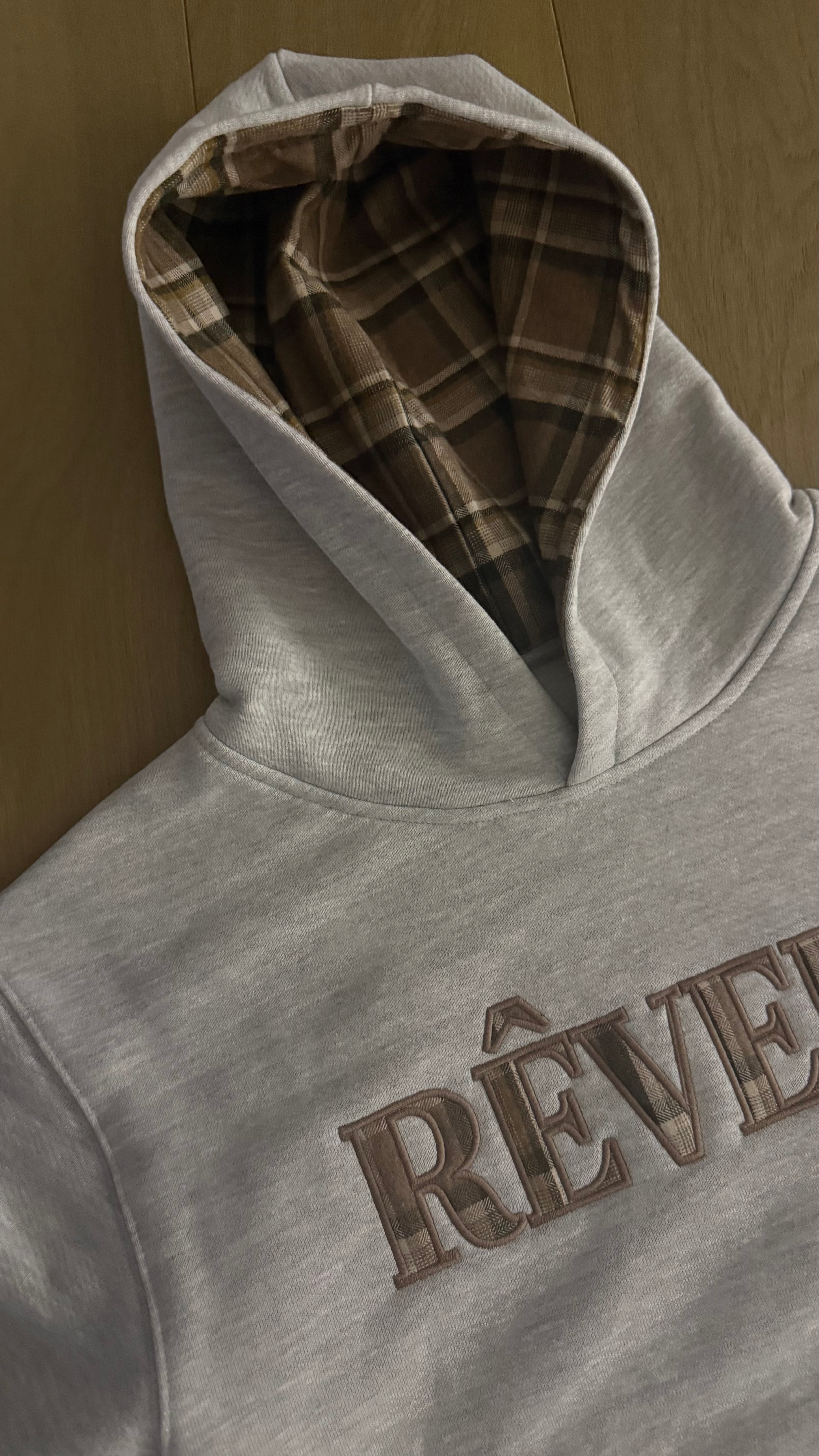 Signature Hoodie Grey