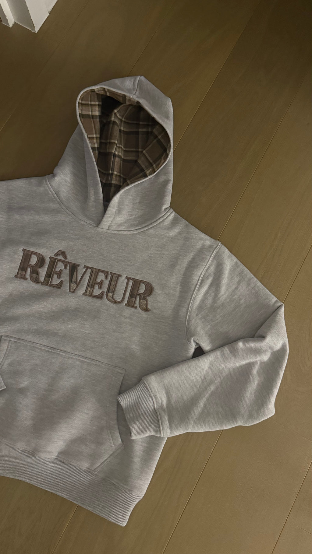 Signature Hoodie Grey